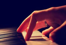 2024奥运“名画”，哪个瞬间让你难忘？人民日报微博.